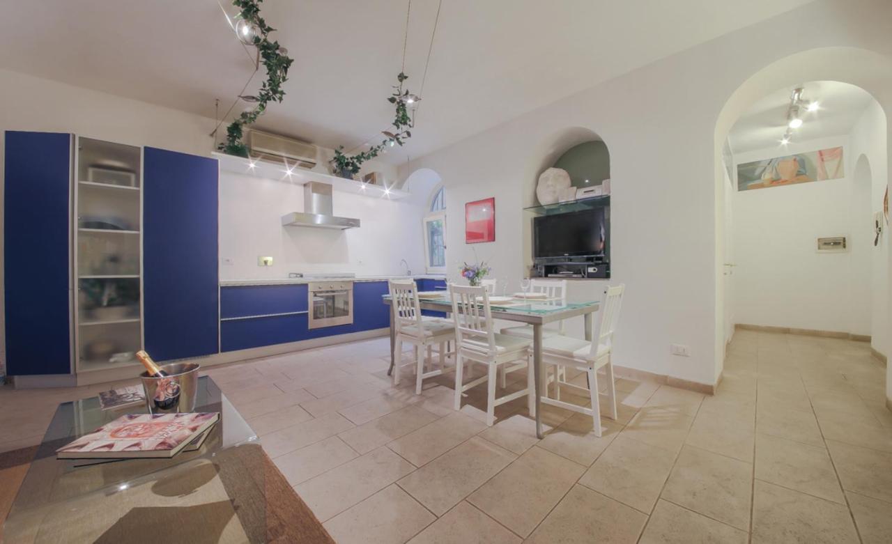 Duomo Deluxe Apartment Флоренция Экстерьер фото